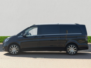 2024 Mercedes-Benz V Class 2.0 V300d Premium MPV 5dr Diesel G-Tronic+ Euro 6 (s/s) (8 Seat, Extra Long) (237 Ps) in Black — image 5