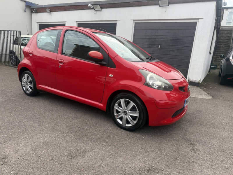 2006 Toyota Aygo 1.0 Vvt-I + in Red — image 1