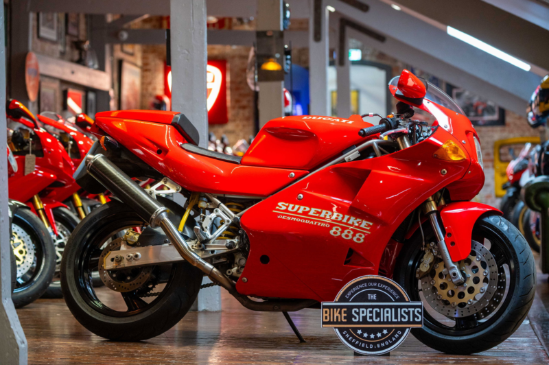 1993 Ducati 888 *strada - Original Example* in Red — image 1