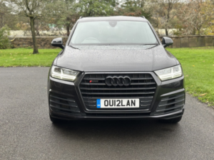 2017 Audi Sq7 4.0 Tdi V8 in Black — image 3