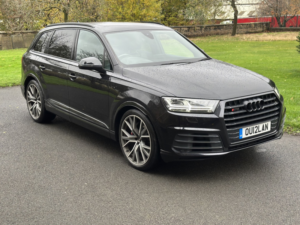 2017 Audi Sq7 4.0 Tdi V8 in Black — image 4