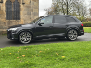 2017 Audi Sq7 4.0 Tdi V8 in Black — image 6