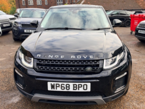 2018 Land Rover Range Rover Evoque Td4 Se Tech in Black — image 2