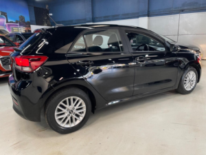 2018 Kia Rio 1.25 2 Euro 6 (s/s) 5dr in Black — image 6