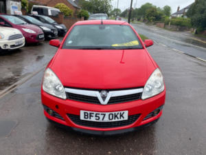 2007 Vauxhall Astra 1.9 Cdti Design Twin Top Convertible *service History* in Red — image 3