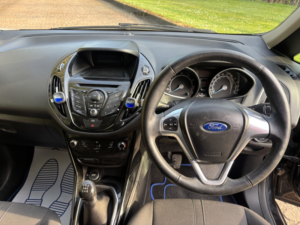 2013 Ford B-Max 1.4 Zetec in Black — image 6