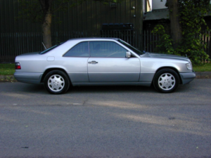 1994 Mercedes-Benz 220 Ref 8704 - Mercedes Benz W124 E220 Coupe Manual – Air Con (lhd - Ex Belgium) in Silver — image 2