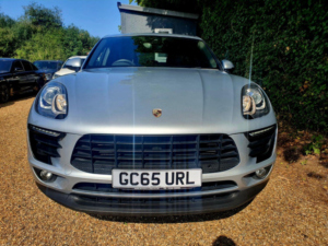 2015 Porsche Macan 2.0 T in Silver — image 2