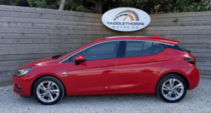 2017 Vauxhall Astra 1.4 I Turbo Sri Nav in Red — image 2