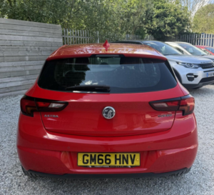 2017 Vauxhall Astra 1.4 I Turbo Sri Nav in Red — image 4