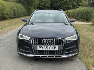 2015 Audi A6 Allroad 3.0 Tdi V6 in Blue — image 2