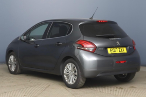2017 Peugeot 208 1.2 Puretech Allure Euro 6 5dr in Grey — image 4