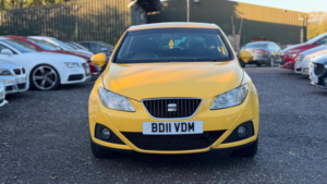 2011 SEAT Ibiza 1.6 Tdi Cr Sport Sport Coupe Euro 5 3dr in Yellow — image 2