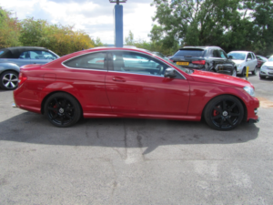2014 Mercedes-Benz C Class 2.1 C220 Cdi Amg Sport Edition in Red — image 4