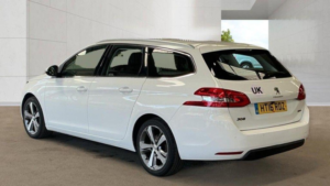 2016 Peugeot 308 Sw 1.2 Puretech Allure Eat Euro 6 (s/s) 5dr in White — image 3