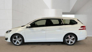 2016 Peugeot 308 Sw 1.2 Puretech Allure Eat Euro 6 (s/s) 5dr in White — image 6