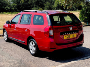 2015 Dacia Logan Mcv 0.9 Tce Laureate Euro 5 5dr in Red — image 4