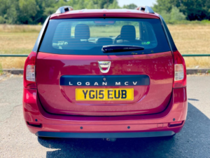2015 Dacia Logan Mcv 0.9 Tce Laureate Euro 5 5dr in Red — image 5