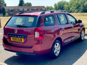 2015 Dacia Logan Mcv 0.9 Tce Laureate Euro 5 5dr in Red — image 6
