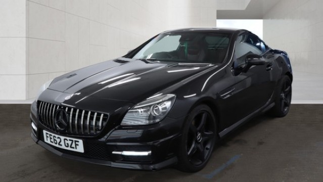 2012 Mercedes-Benz Slk 1.8 Slk250 Blueefficiency Amg Sport in Black — image 1