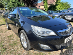 2012 Vauxhall Astra 1.7 Cdti Ecoflex Active in Black — image 3