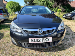 2012 Vauxhall Astra 1.7 Cdti Ecoflex Active in Black — image 4