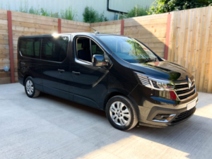 2024 Renault Trafic L2 Lwb 6 SEAT Wheelchair Accessible Disabled Access Vehicle Wav in Black — image 3