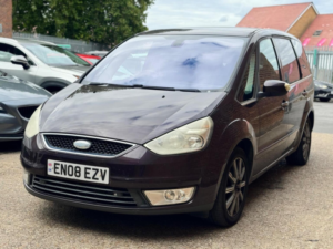 2008 Ford Galaxy 2.2 Tdci Ghia 5dr in Red — image 2