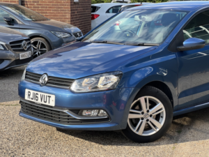 2016 Volkswagen Polo 1.2 Tsi Bluemotion Tech Match in Blue — image 6