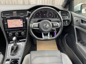 2019 Volkswagen Golf 2.0 Tdi R-Line DSG Euro 6 (s/s) 5dr in White — image 4