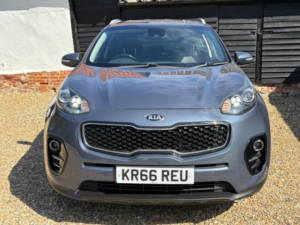 2016 Kia Sportage 1.7 Crdi 3 Euro 6 (s/s) 5dr in Blue — image 2