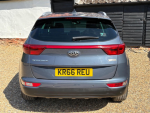 2016 Kia Sportage 1.7 Crdi 3 Euro 6 (s/s) 5dr in Blue — image 6
