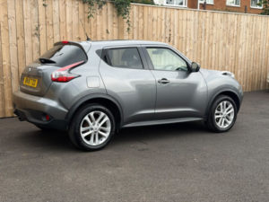 2016 Nissan Juke 1.2 Dig-T N-Connecta in Grey — image 4