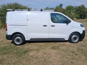 2024 Peugeot Expert 2.0 Bluehdi 1400 Professional Premium + Panel Van 6dr Diesel Manual Mwb Euro 6 (145 Ps) in White — image 6