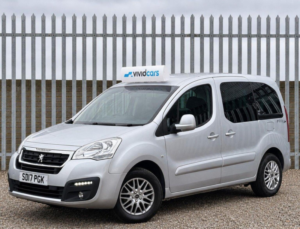 2016 Peugeot Partner Tepee 1.6 Bluehdi Allure Euro 6 (s/s) 5dr in Other — image 2