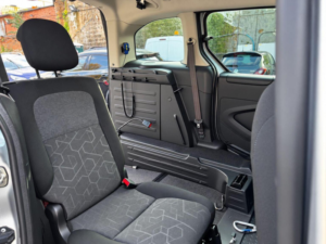 2016 Peugeot Partner Tepee 1.6 Bluehdi Allure Euro 6 (s/s) 5dr in Other — image 6