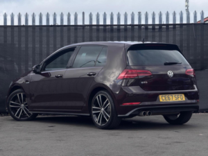2017 Volkswagen Golf 2.0 Tdi Bluemotion Tech Gtd Euro 6 (s/s) 5dr in Black — image 2