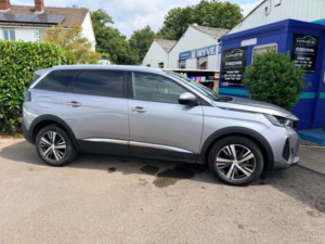 2021 Peugeot 5008