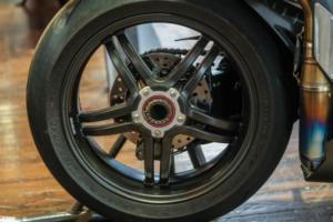 2017 Ducati 1299 Superleggera 1299 Superleggera No: #252 Of 500 Limited Edition in Multicolour — image 6