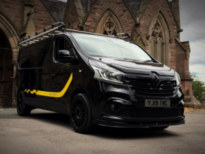 2019 Renault Trafic 1.6 Ll29 Energy Dci 145 Sport Nav Euro 6 in Black — image 4