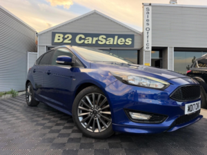 2017 Ford Focus 1.0t Ecoboost St-Line Auto Euro 6 (s/s) 5dr in Blue — image 2