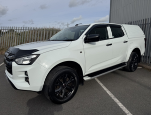 2023 Isuzu D-Max Utility 1.9 Td Double Cab Pickup No Vat in White — image 2