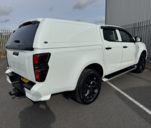 2023 Isuzu D-Max Utility 1.9 Td Double Cab Pickup No Vat in White — image 5