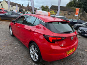 2018 Vauxhall Astra 1.4i Turbo Sri Euro 6 5dr in Red — image 5