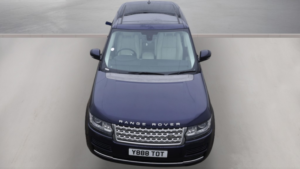 2017 Land Rover Range Rover 3.0 Td V6 Vogue in Blue — image 4