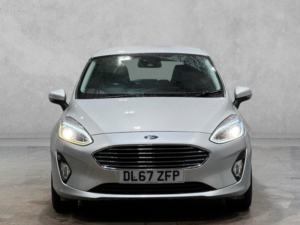 2018 Ford Fiesta 1.5 Tdci Zetec Euro 6 (s/s) 5dr in Silver — image 2