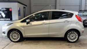 2014 Ford Fiesta 1.0 T Ecoboost Titanium Silver 5dr Low Tax+8 Stamps in Silver — image 2