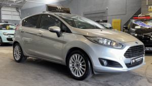 2014 Ford Fiesta 1.0 T Ecoboost Titanium Silver 5dr Low Tax+8 Stamps in Silver — image 4