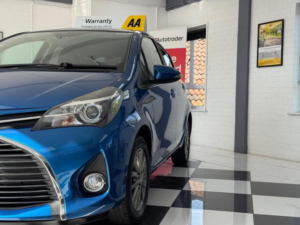 2016 Toyota Yaris 1.33 Dual Vvt-I Icon Euro 6 5dr in Blue — image 3