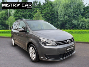 2015 Volkswagen Touran 2.0 Tdi Se in Grey — image 2